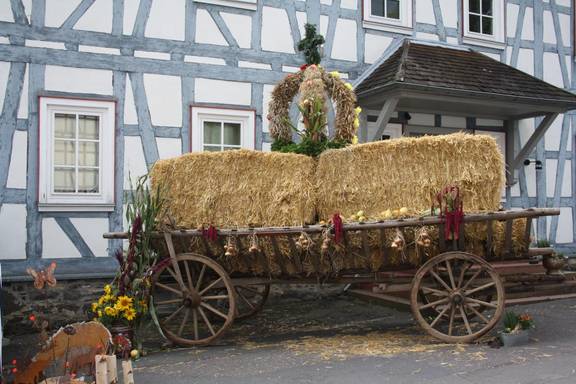 Leiterwagen Erntekrone Feldatal